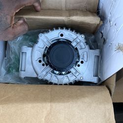 Volvo Alternator