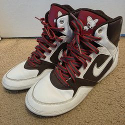 NIKE Women's Size 7.5 