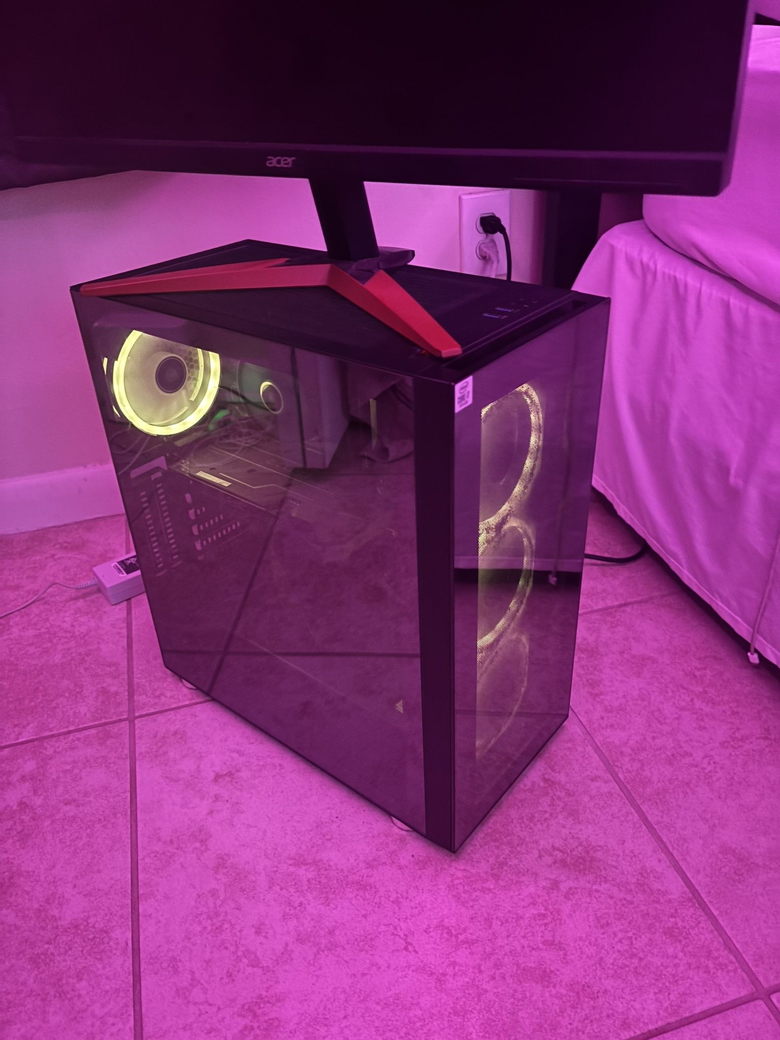 Gaming Pc And Monitor