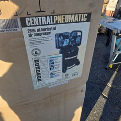 Central Pneumatic Air Compressor 29 Oil Lubricated Air Compressor 