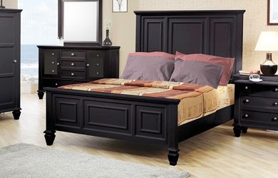 FREE DELIVERY Black Solid wood bed ( queen or king )