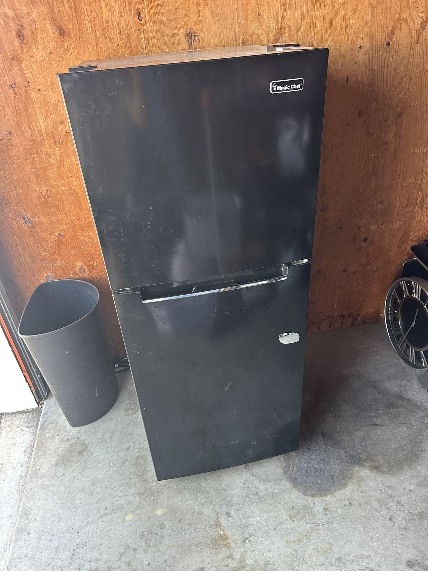 Magic Chef Refrigerator