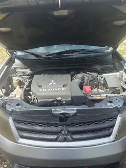 Mitsubishi outlander 2007