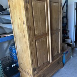 Wardrobe / TV Cabinet