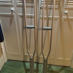 Aluminum  Adult Crutches 