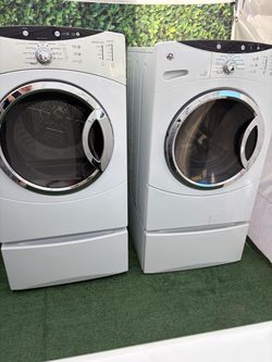 GE Washer and Dryer Set