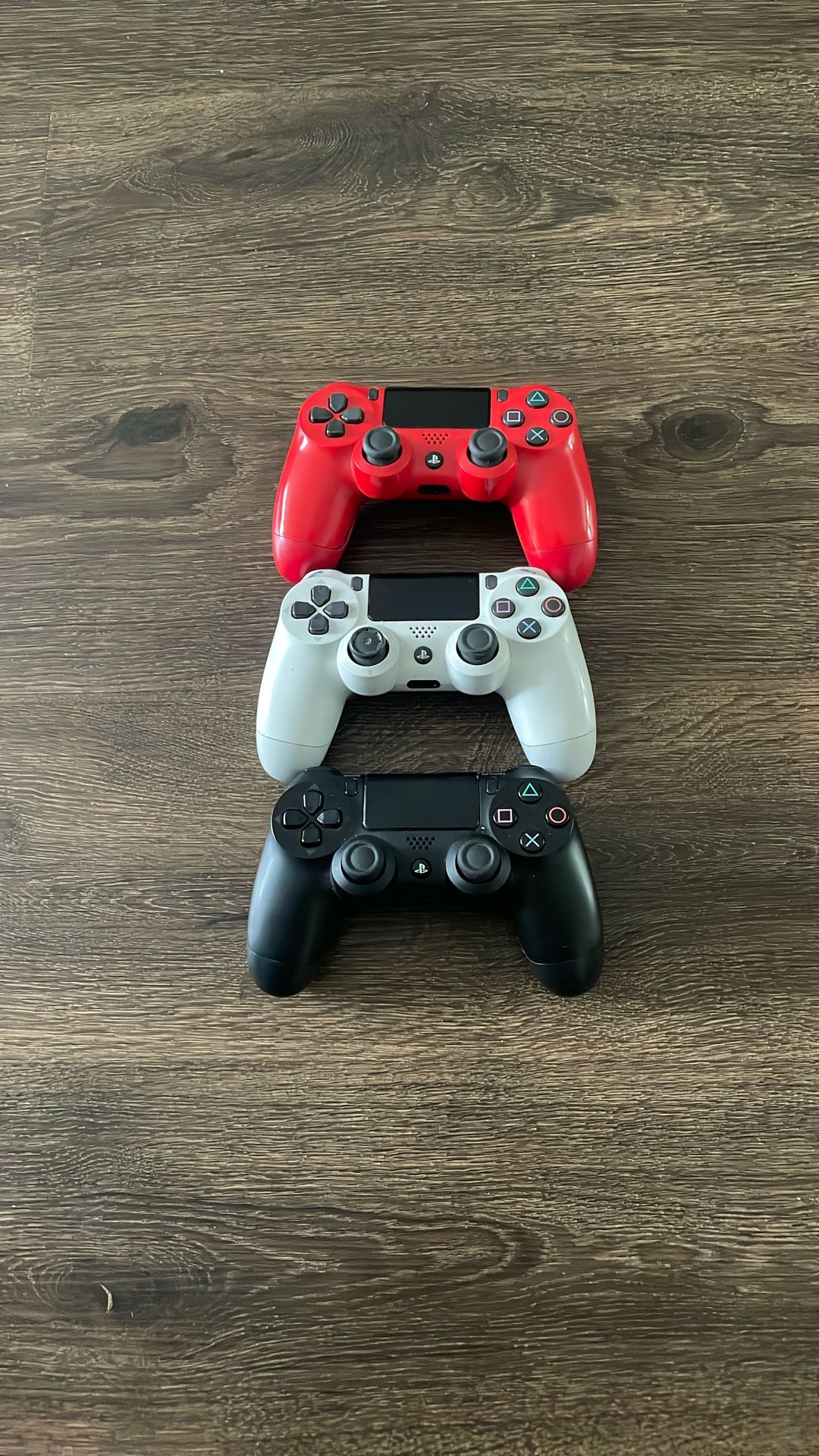 PS4 Controller