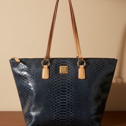 Dooney & Bourke Tote Bag 