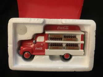 Dept 56 Christmas Original Snow Village Coke Coca-Cola Delivery Truck