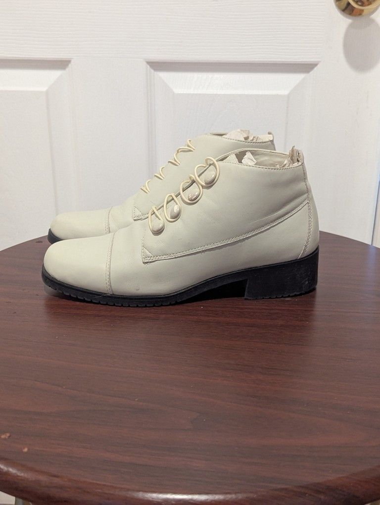 Vintage Sporto Size 8 Poppin Leather Ankle Boots