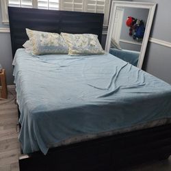 Queen Bed W/ Storage