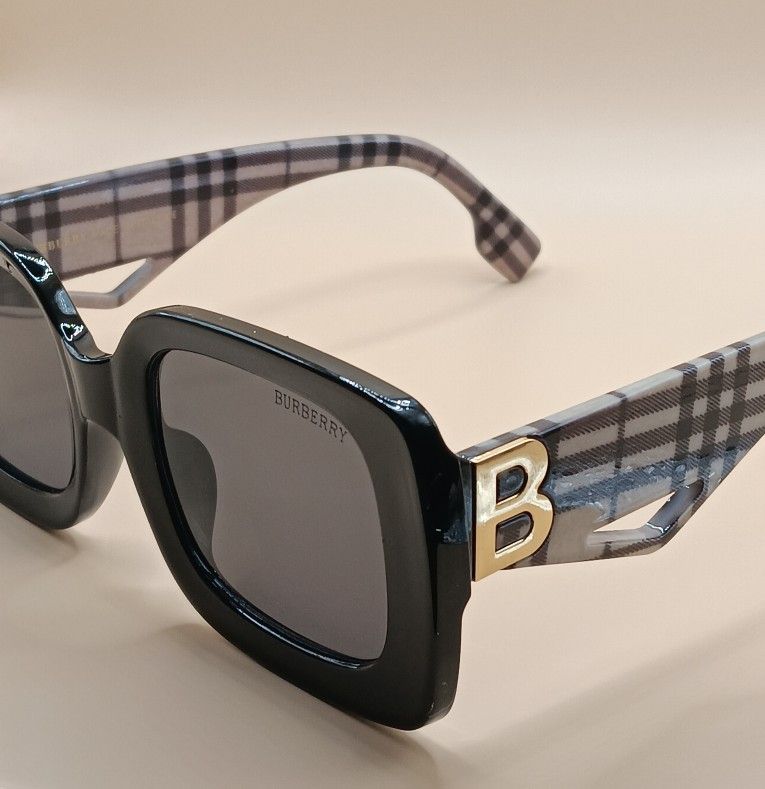Burberry Luxury Fashion Sunglasses