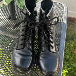Doc Martens Size 9 Black