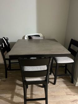 Dinning table