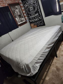 Queen bed with mattress