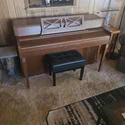 Strauss And Sons Piano (Pick Up Only)