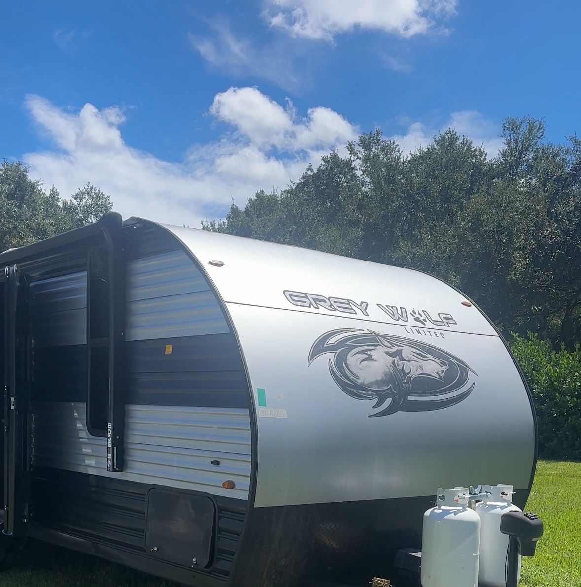 2022 Forest River Grey Wolf