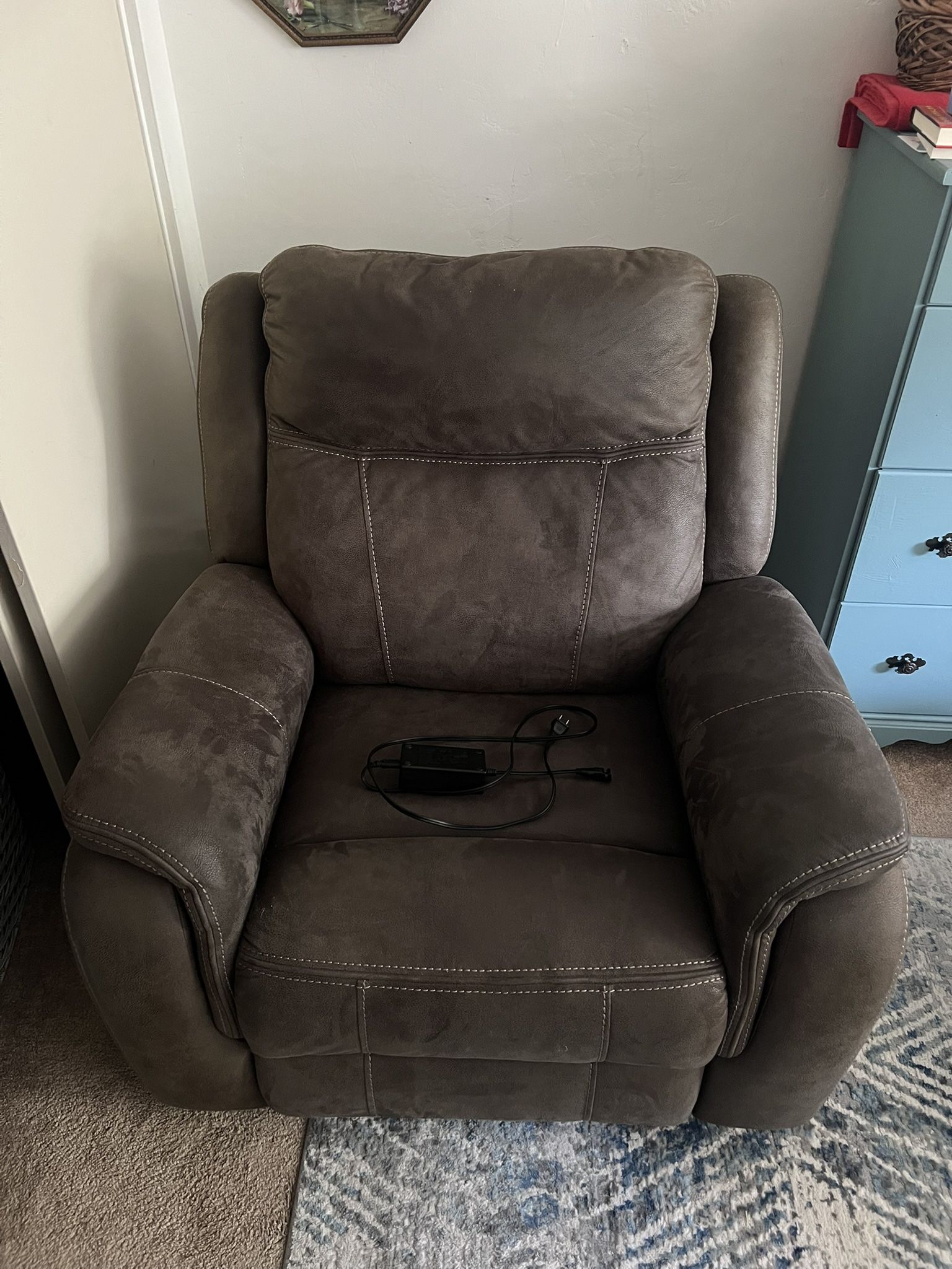 Lazy Boy Electric Recliner
