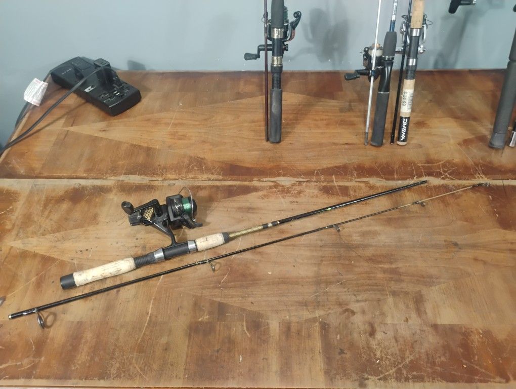 Shimano Reel & Ugly Stik Fishing Rod Combo