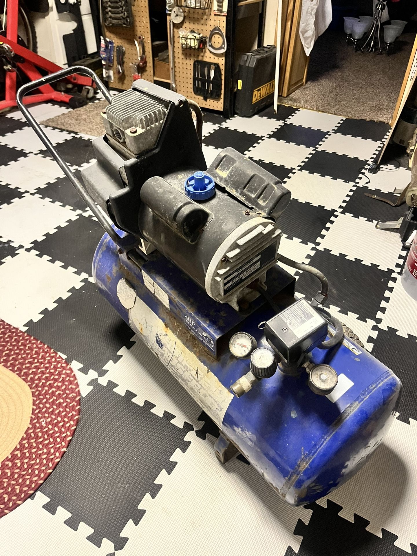 13 Gallon Air Compressor