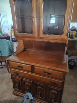Small Hutch