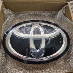 Toyota Front Grille Logo Emblem Radar 90(contact info removed)0 C2023 90975-A2009 Black OEM