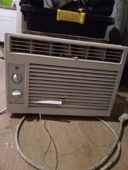 G. E. 5000 BTU Window Air Conditioner
