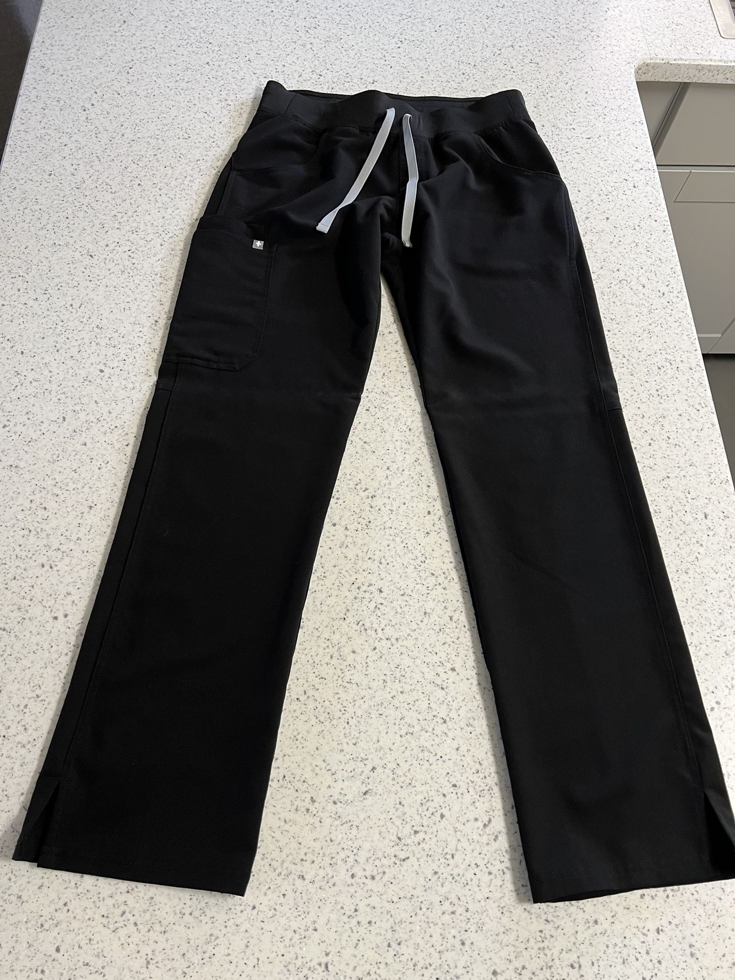 Women’s Size S FIGS BRAND BLACK SCRUB PANTS