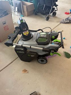 EGO 21” Snow Blower w/ 2 Batteries & Dual-Port Charger