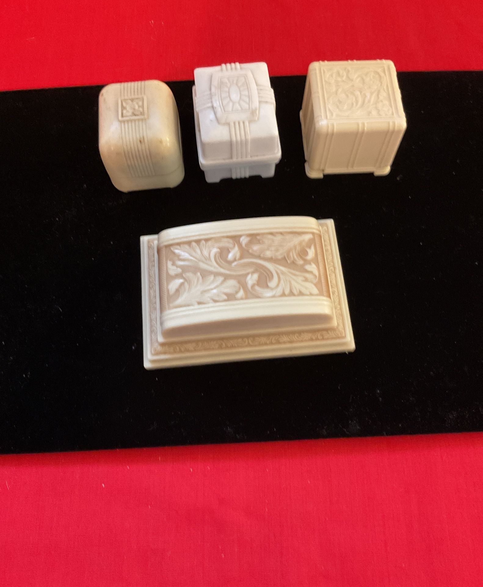 Faux Ivory Gift Boxes