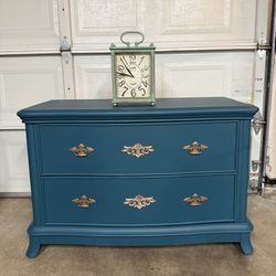 Vintage Wooden Dresser 