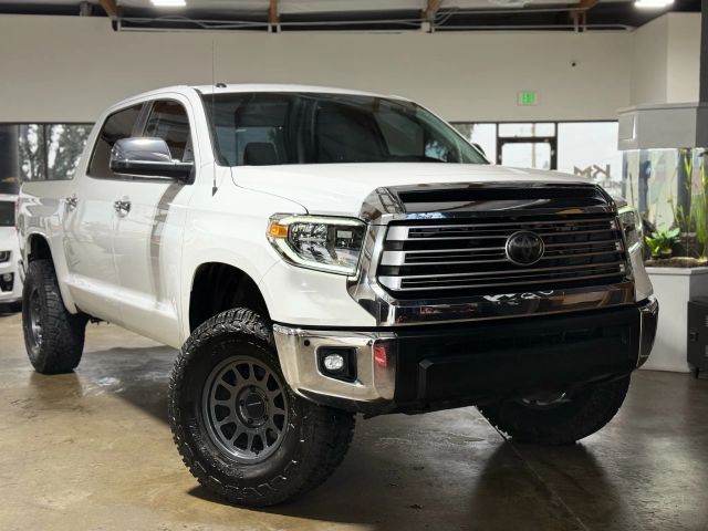 2018 Toyota Tundra CrewMax