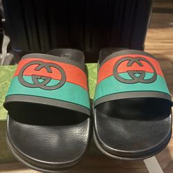 Best Offer Gucci slides 