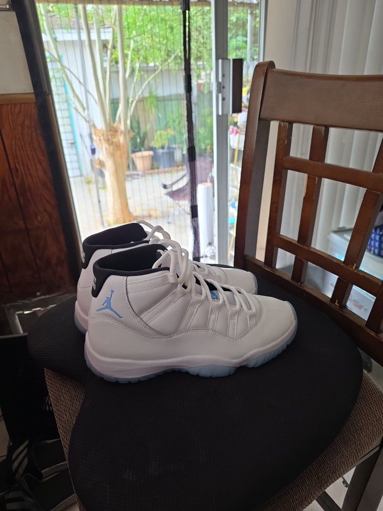 Air Jordan 11