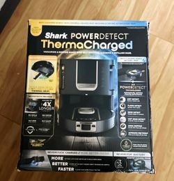 Shark PowerDetect ThermaCharged Robot Vacuum & Mop *NEW*