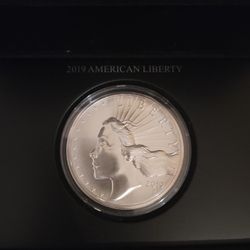 2019 AMERICAN LIBERTY HIGH RELIFE SILVER MEDAL COIN 2.5oz .999 Fine for $250 Firm (Walnut 91789)