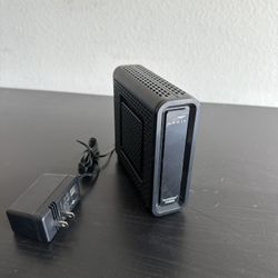 Arris CM8200 Modem 