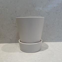 Plant Pot: White Ceramic Pot 🌵💕