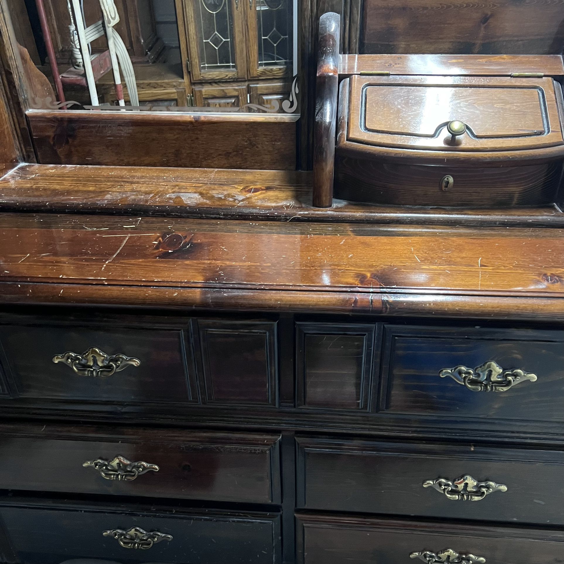 Antique Chest Of Drawers W/ Mirror