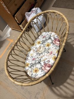 Bassinet/ Crib