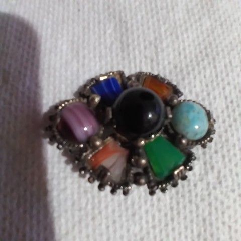 Look Like Vintage Brooch