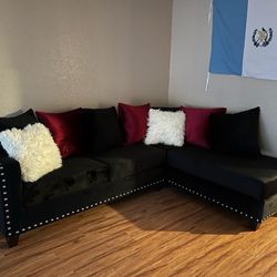 Sectional Black 