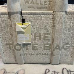 Small Marc Jacob TOTE BAG W/ WALLET 