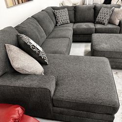 Tracling Dark Gray U Shaped Huge Cozy Sectional Sofa With Chaise 