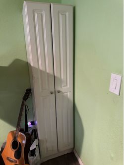 White cabinet