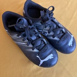 Kids Soccer Shoes For Boys Or Girls 11c 