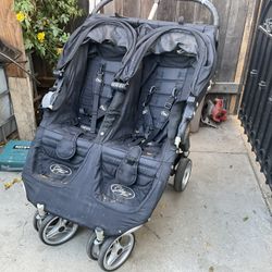 Good  Double  Stroller  Normal  Where And  Tear