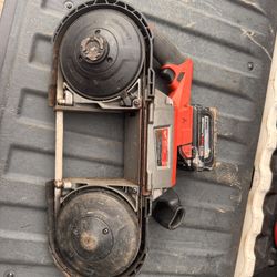 Milwaukee M 18 Big Bandsaw