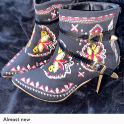Vintage Boots 