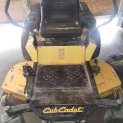 Cub Cadet Z-Force 54 Zero-turn Mower 